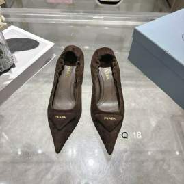 Picture of Prada Shoes _SKUPradasz35-40X052019239
